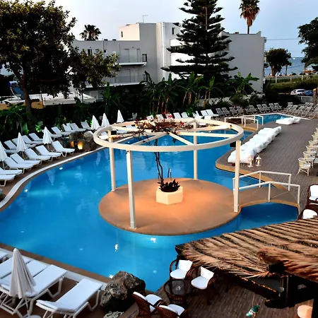 Ξενοδοχείο Palm (adults Only) 2*